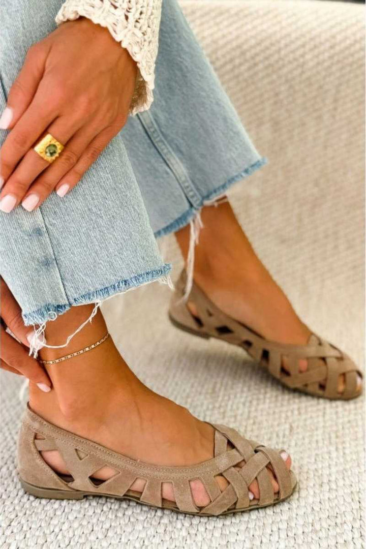 Sandali peep toe intrecciati casual bassi con cinturini incrociati