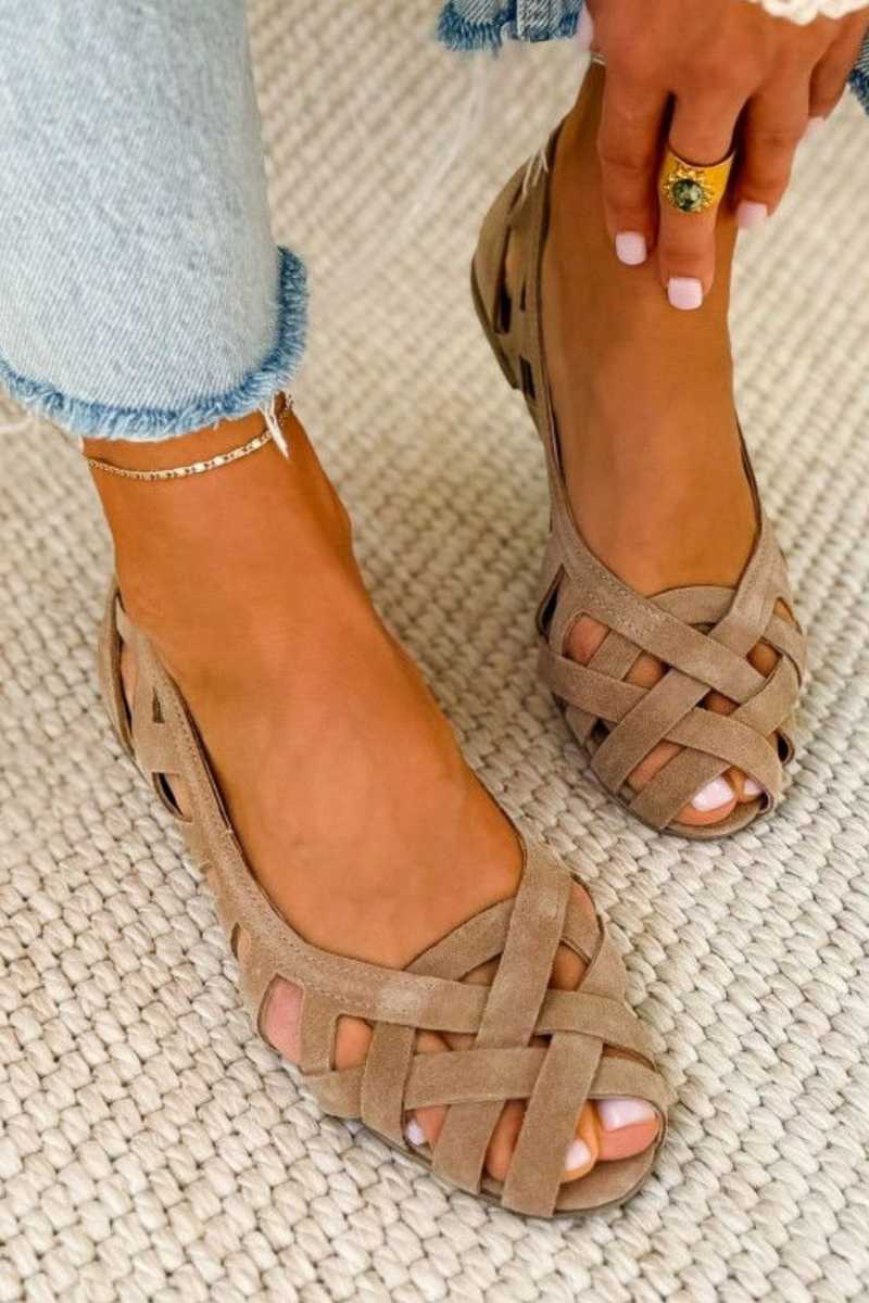 Sandali peep toe intrecciati casual bassi con cinturini incrociati