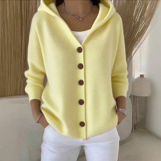 Freya™ Cardigan Classico con Bottoni
