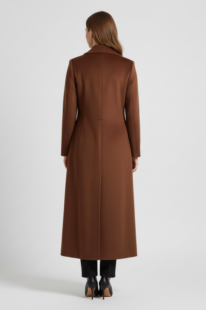 Cappotto lungo da donna con colletto a scialle e cintura in vita