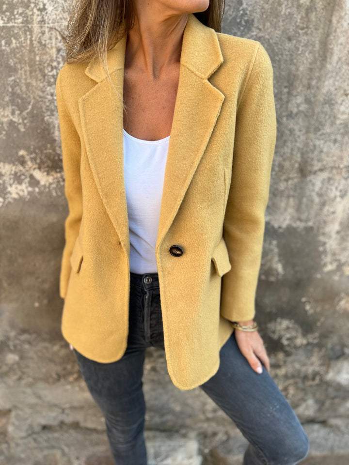 Mia™ Blazer caldo ed elegante